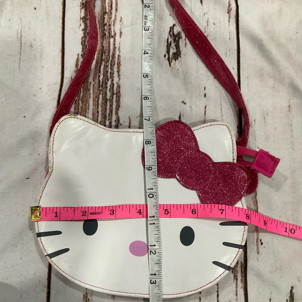 HELLO KITTY BOWLING SET, TEE BALL GLOVE AND‎ PURSE